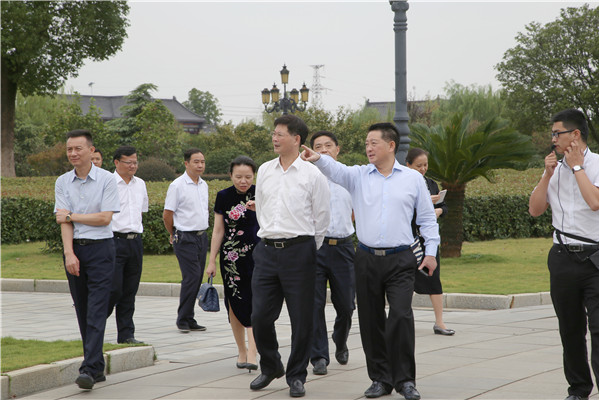 江西省政協(xié)副主席張勇走訪全國(guó)政協(xié)委員楊文龍