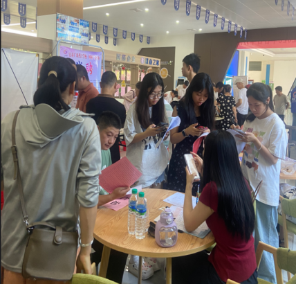 精準服務促就業(yè)，現(xiàn)場對接暖人心 ——仁和康健積極參與樟樹市就業(yè)之家招聘會